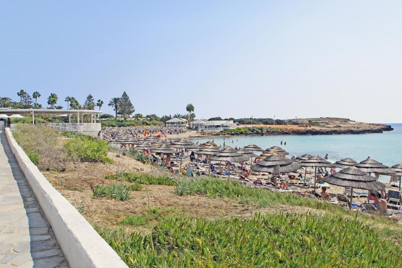 Villa Sunday Agia Napa Exterior foto