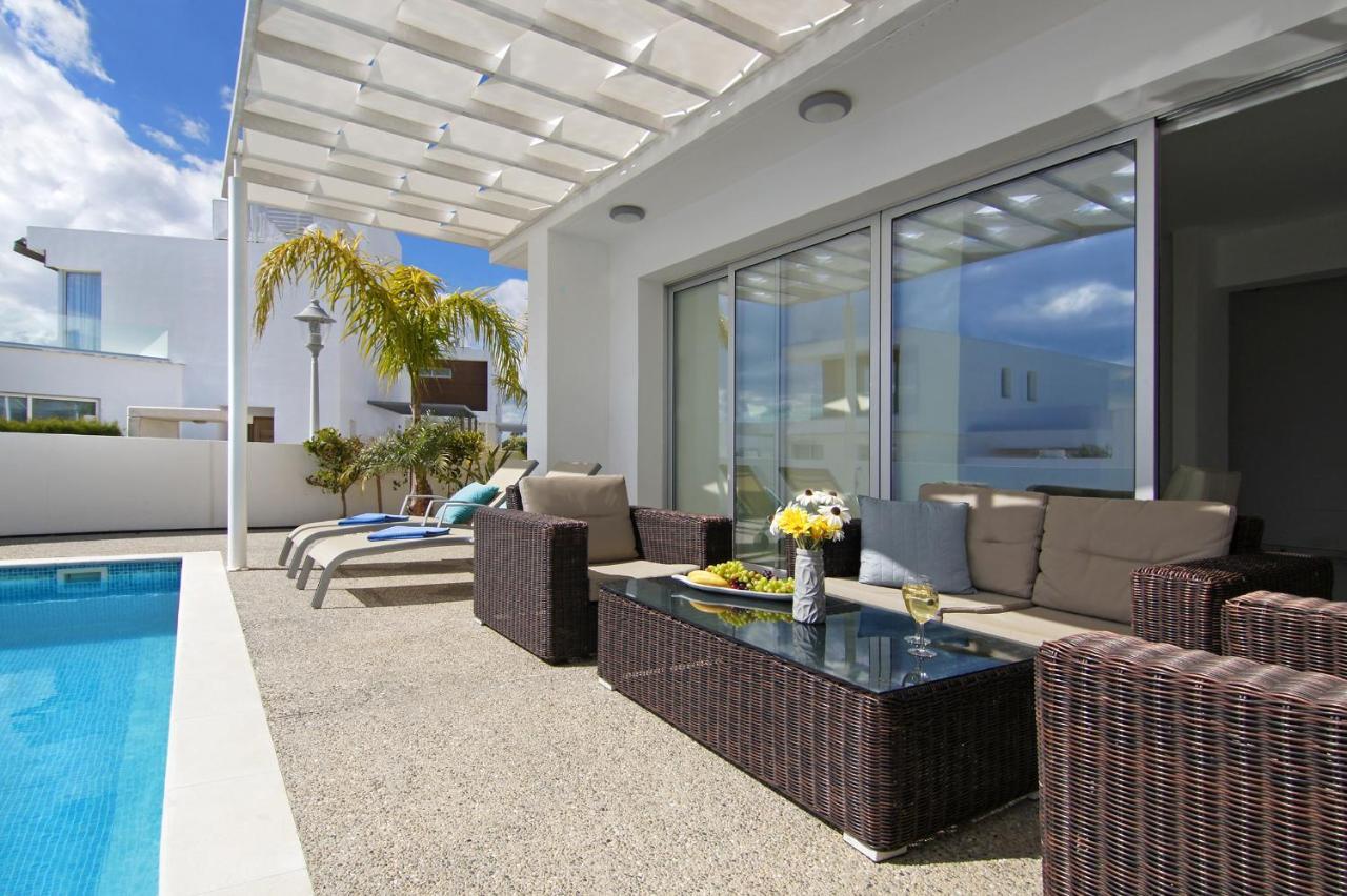Villa Sunday Agia Napa Exterior foto