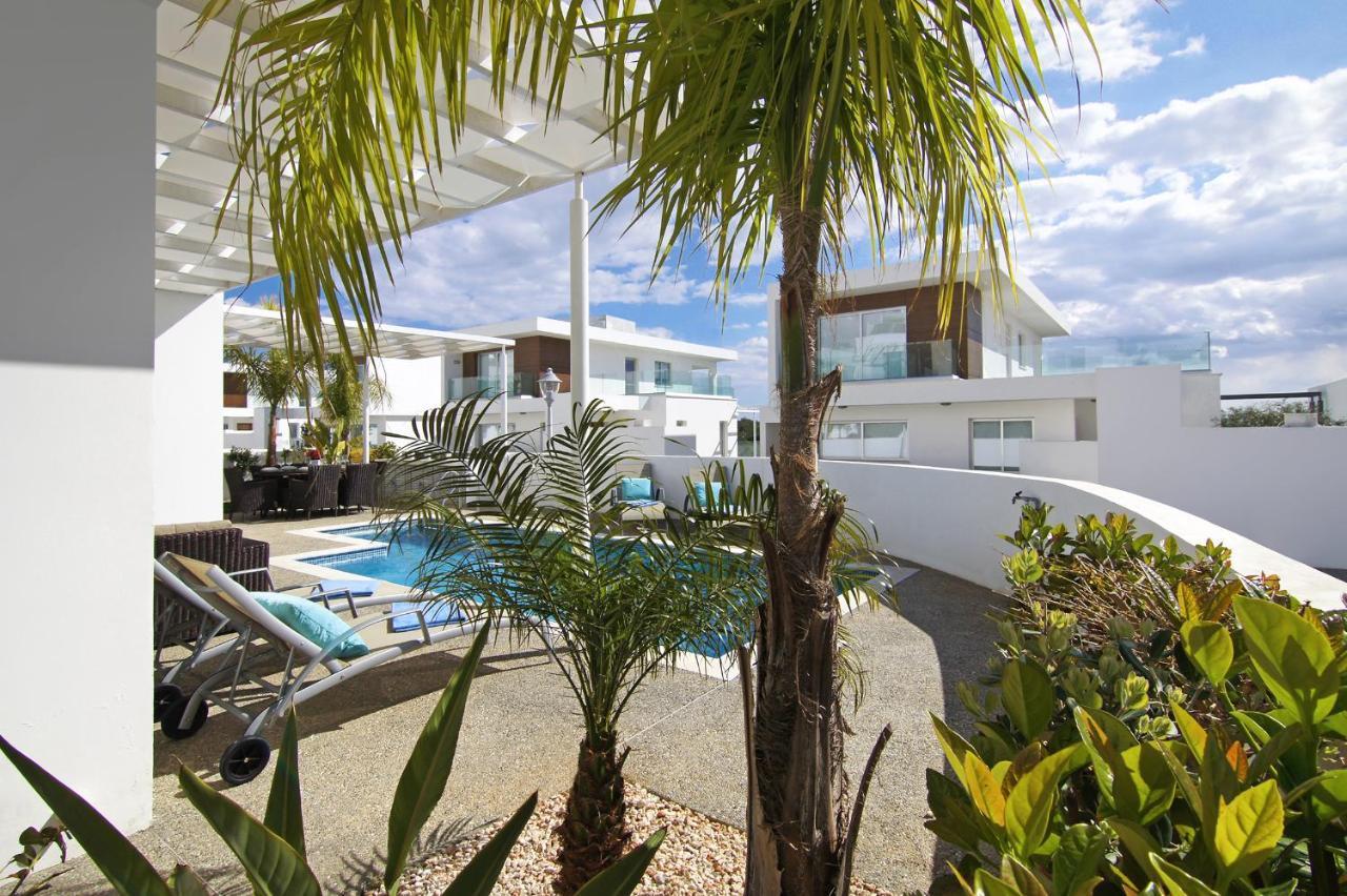 Villa Sunday Agia Napa Exterior foto