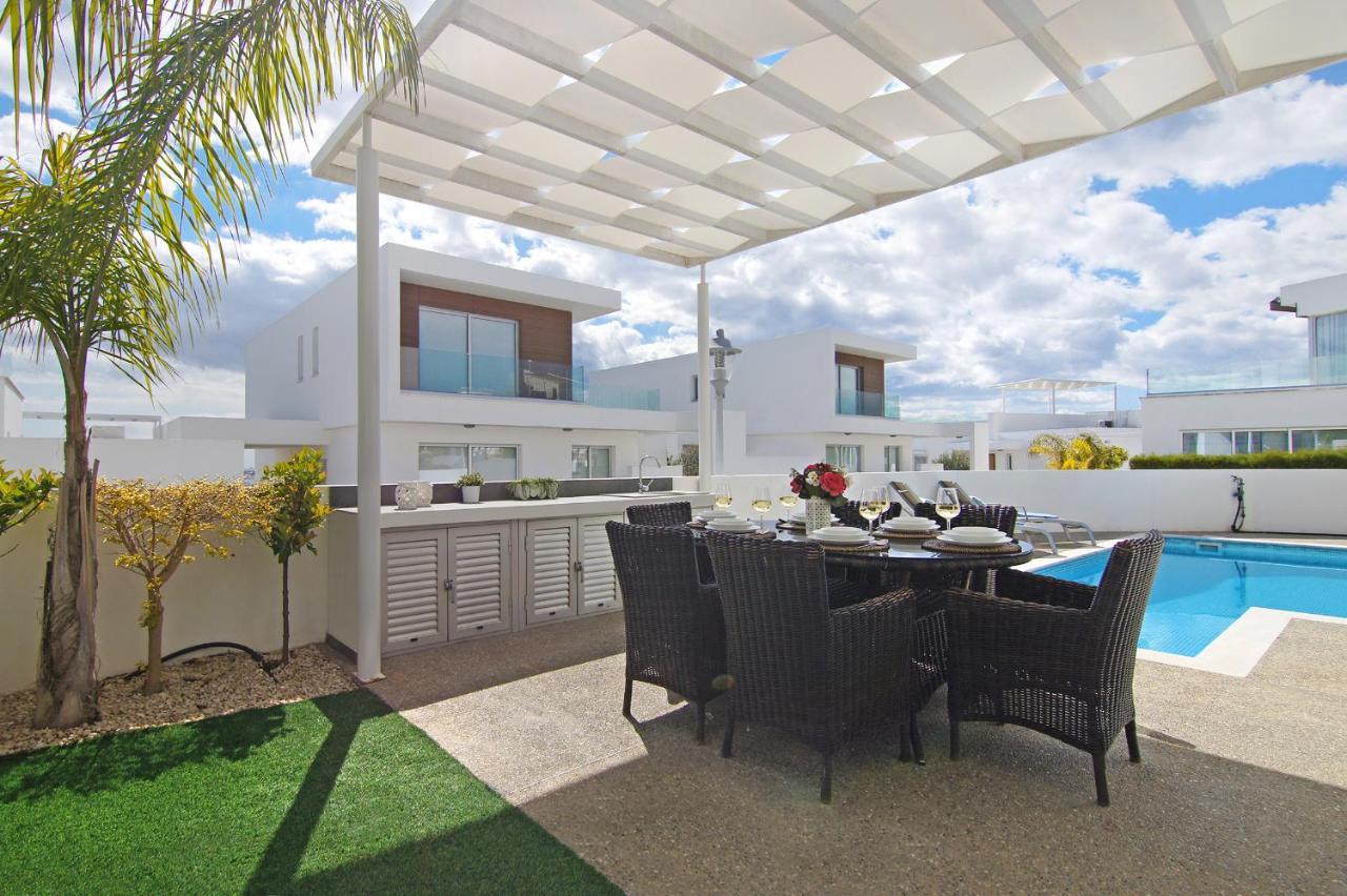 Villa Sunday Agia Napa Exterior foto
